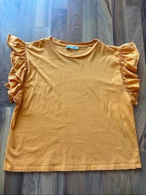 Zara Woman’s Ruffle Sleeve Tee in Mustard Size S